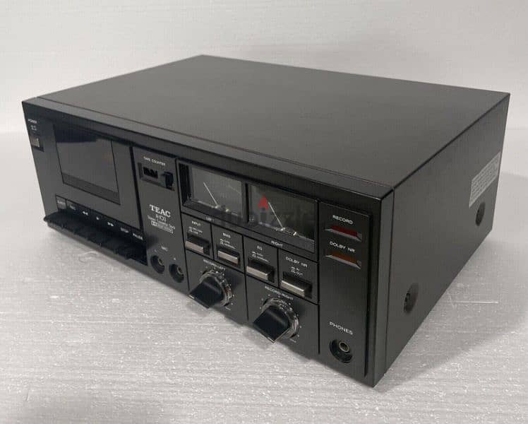 TEAC A-103

Stereo Cassette Deck with Dolby System (1977-79) 1