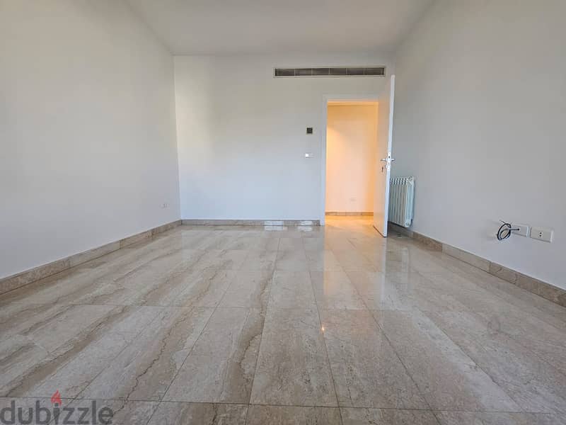 RA24-3352 Welcome to this stunning apartment for sale in Hamra, 325m2 2