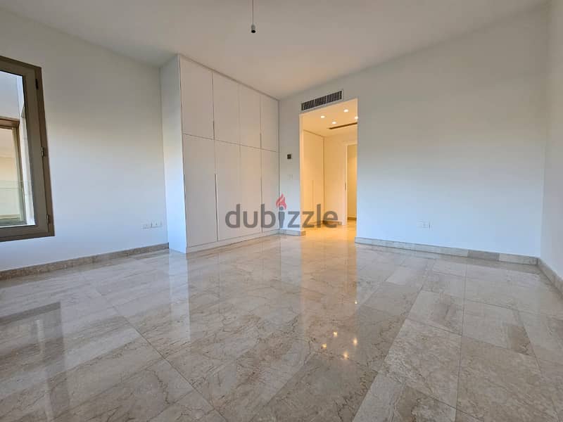 RA24-3352 Welcome to this stunning apartment for sale in Hamra, 325m2 5