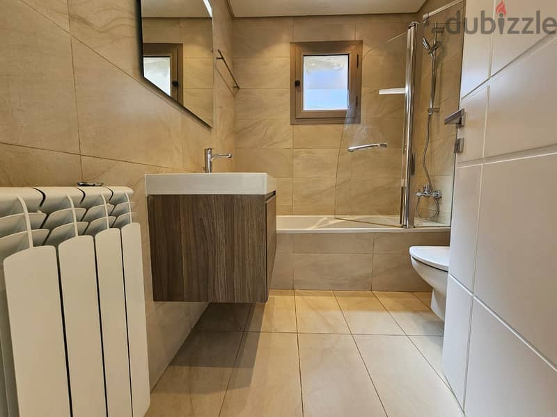 RA24-3352 Welcome to this stunning apartment for sale in Hamra, 325m2 7