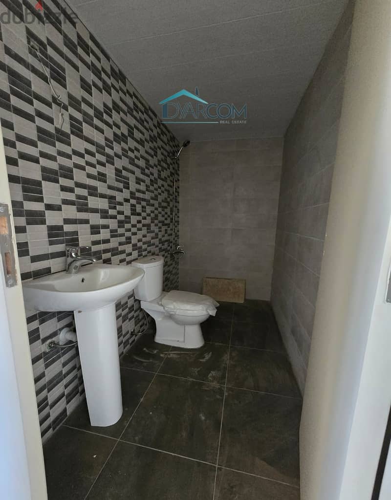 DY1597 - Haret Sakher Apartment For Sale! 4
