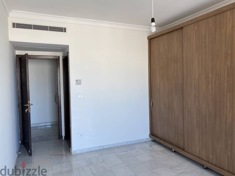 Beautiful 3 Bedroom Aparment in the Heart of Beirut - Renovated 16