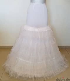 New petticoat with 1-2 rings. Length 108 cm. Waist size is adjustable.