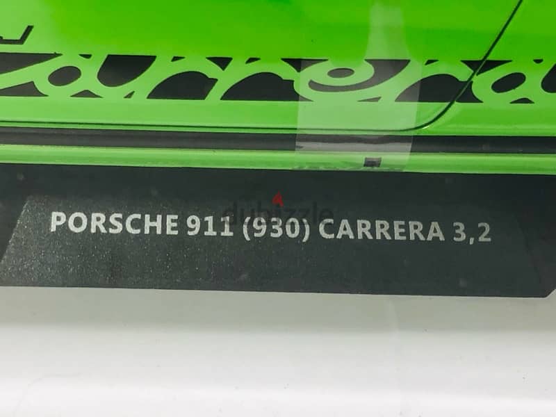 1/18 diecast Opening Porsche Carrera 911 3.2 (930)  Green Glow 4