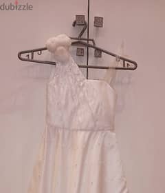 New baby dress with lace up back. Waist size 53 cm. 0