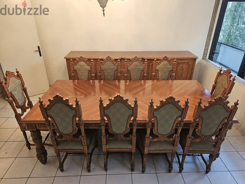 Dining table with chairs حفر 1