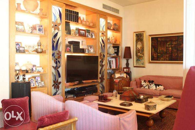 Apartment for Sale in Achrafieh شقه للبيع في الاشرفيه 2