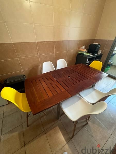 Table and 6 chairs 2