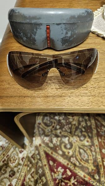 sunglasses prada genuine made in Italy 1