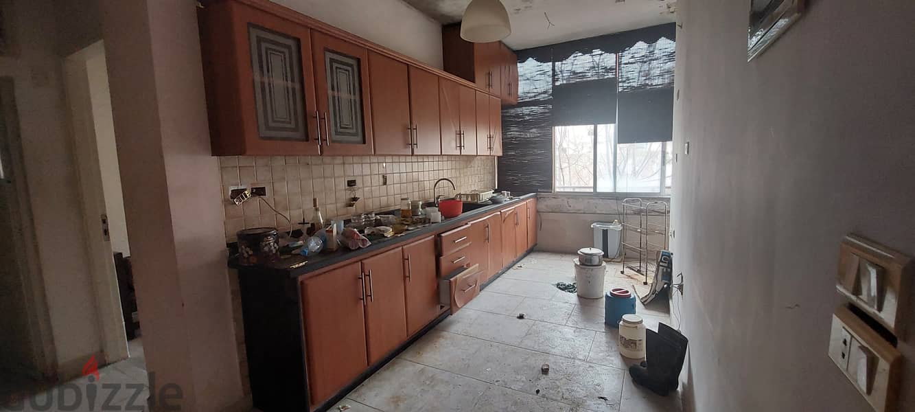 Apartment for sale in Ain El Remmaneh شقة للبيع بعين الرمانة 1