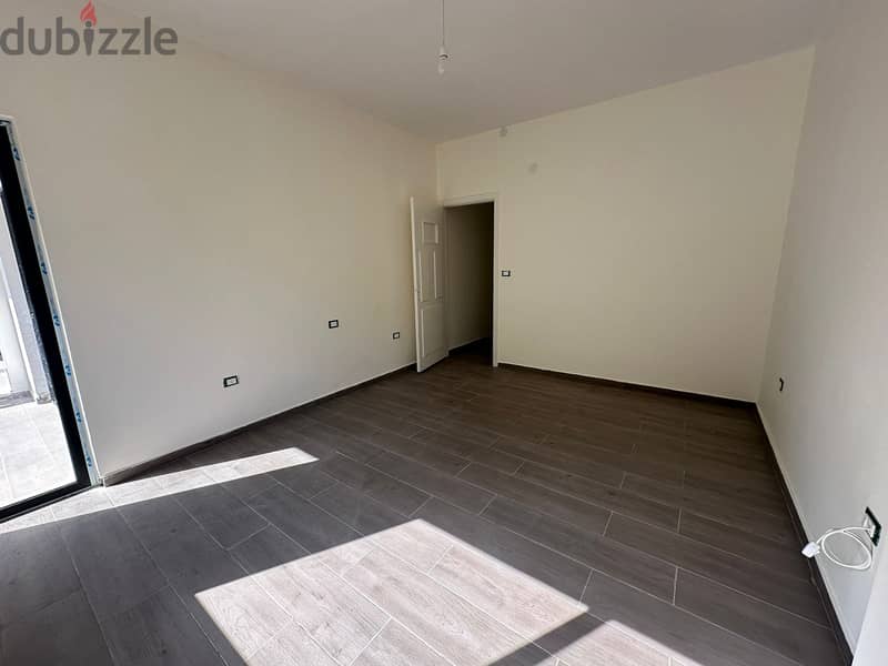 200 m² Renovated Apartment for Sale in Ain El Remmeneh - عين الرمانة 8