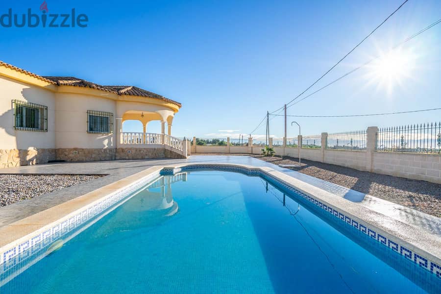 Spain Murcia villa with pool and garden close to the beach MSR-2827VDS 1