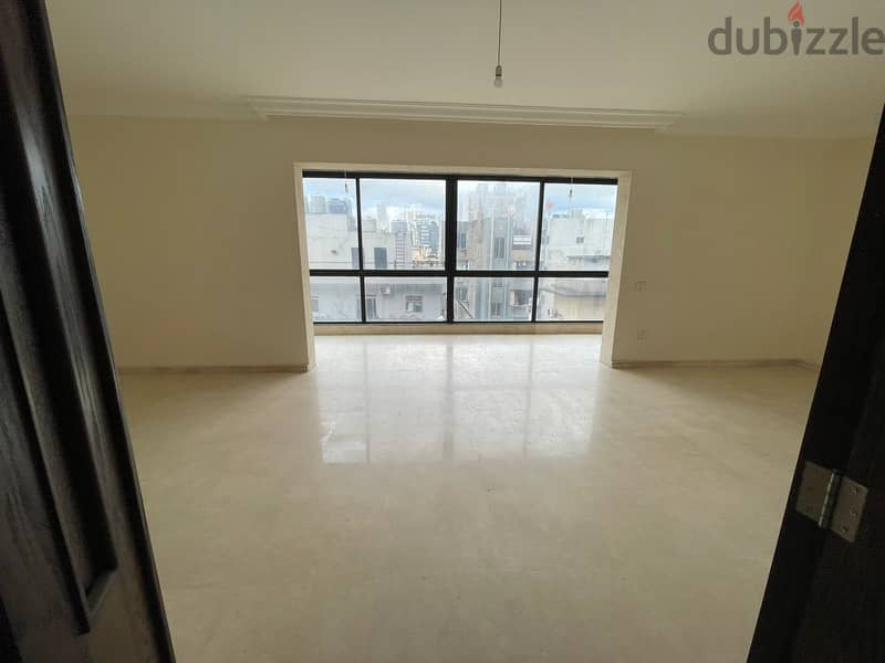 Apartment for SALE in Badaro شقة في بدارو للبيع 1