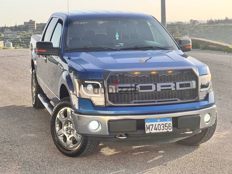Ford F150 model 2014 (mint condition) 1