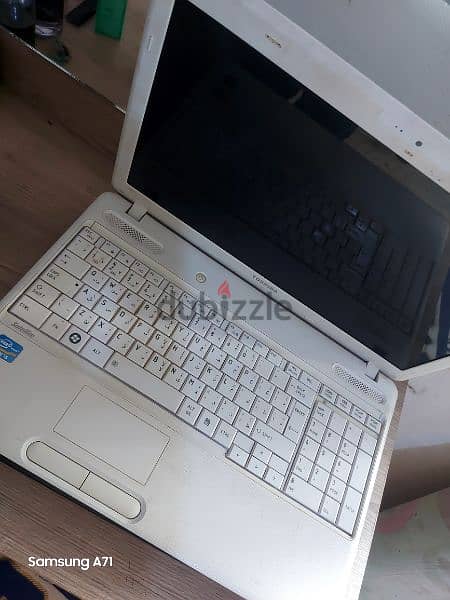 laptop Toshiba 3