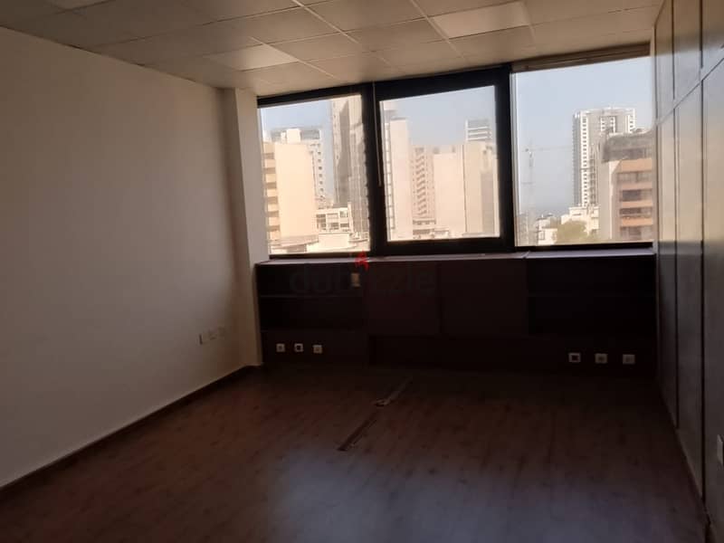 171 Sqm | Office For Rent In Sanayeh - Hmara 8