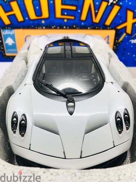 1/18 diecast Autoart Signature Pagani Huayra White 78267 NEW BOXED 4