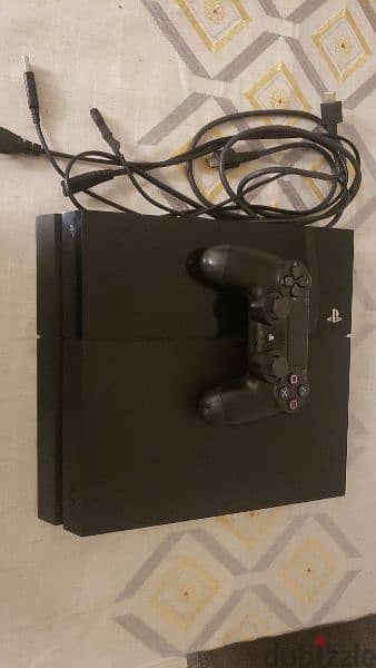 slightly used ps4 in excellent condition 3