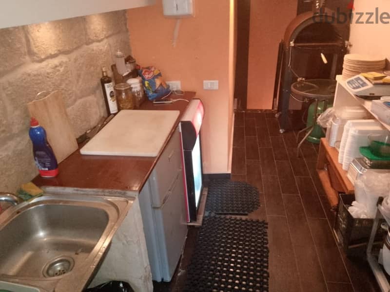 90 Sqm | Fully Equipped Restaurant For Rent in Achrafiyeh - Monot 4