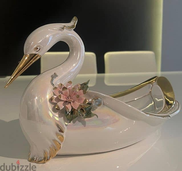 double Swan collectable 1