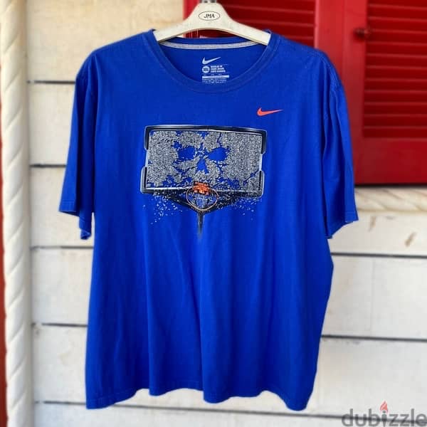 NIKE Basketball Oversized Blue T-Shirt. 1