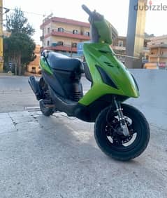 Moto V150