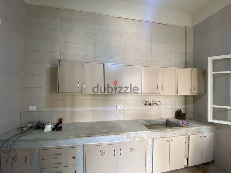 Traditional apartment for rent in hazmieh 7