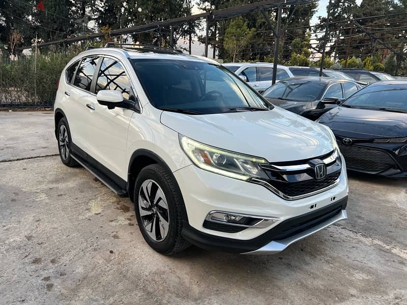 honda crv touring AWD 2015 super clean and law milege 1