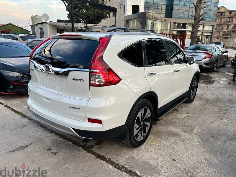 honda crv touring AWD 2015 super clean and law milege 3