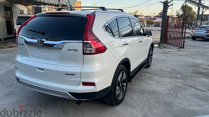honda crv touring AWD 2015 super clean and law milege 9