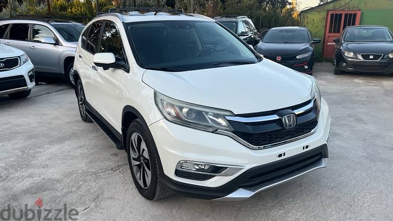honda crv touring AWD 2015 super clean and law milege 16