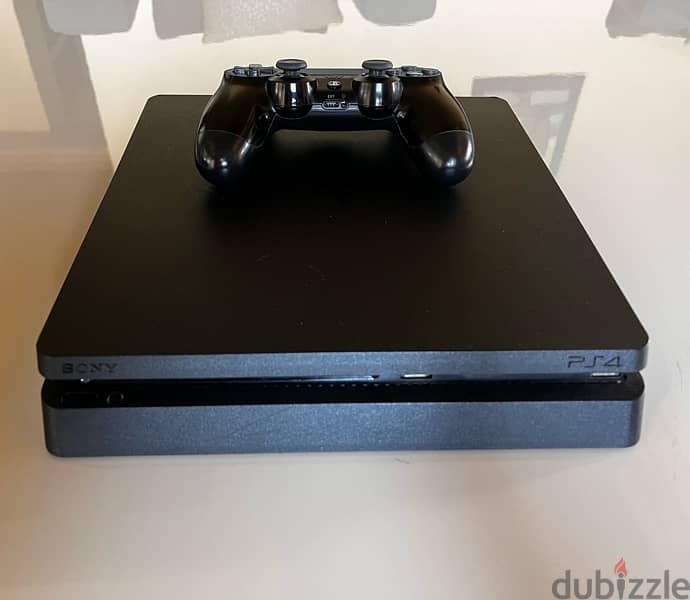 ps4 slim with one controller 2