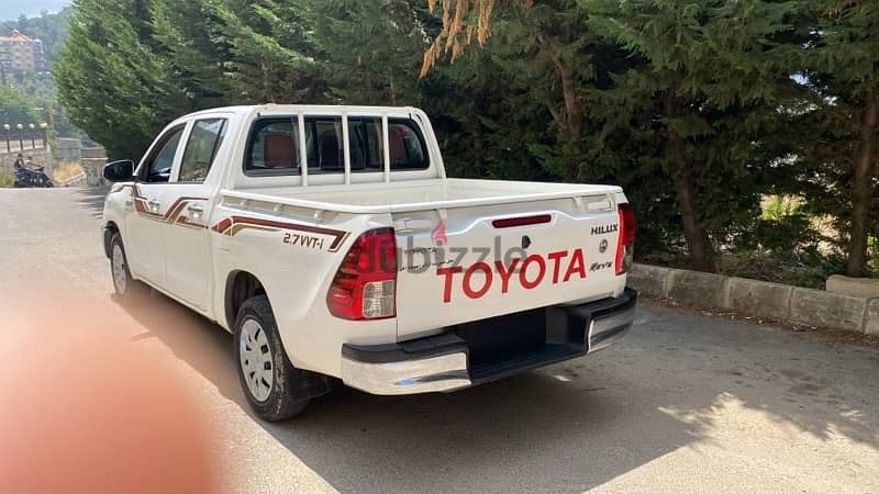 Toyota Hilux 2 WHEEL 2019 1