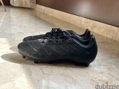 Football shoes 0
