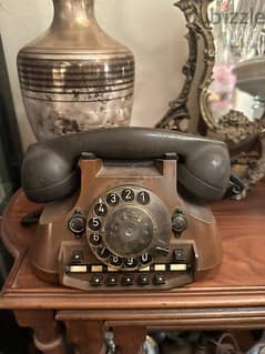 old telephone of copper with bekeliteتليفون نحاس انتيك