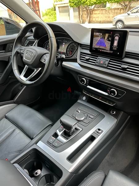 Audi Q5 Quattro 2018 black on black (company source-43000 km) 7