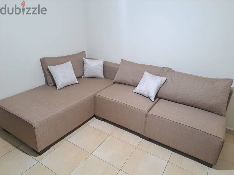 Corner Sofa - Living Room (180cm x 180cm) 1