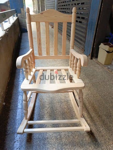 كرسي هزاز خشب مدهونة حسب الطلب بدون فرش 4