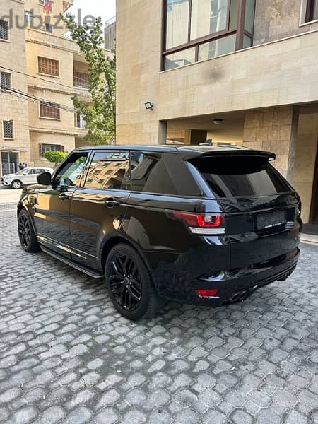 Range Rover Sport SVR 2015 black on black 3