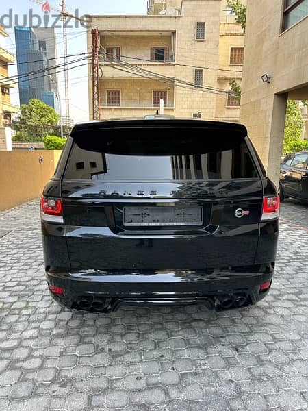 Range Rover Sport SVR 2015 black on black 5