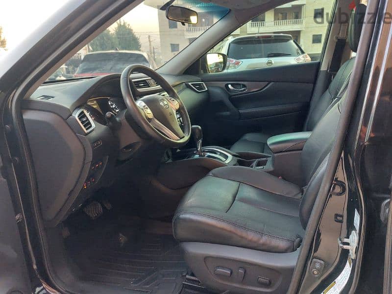 Nissan rogue SL ajnabe full options 4cyl 4×4 super clean 18