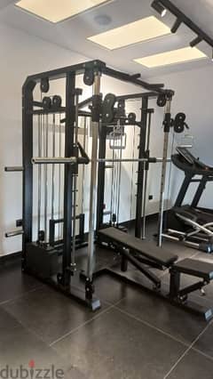 exercising cage with bench