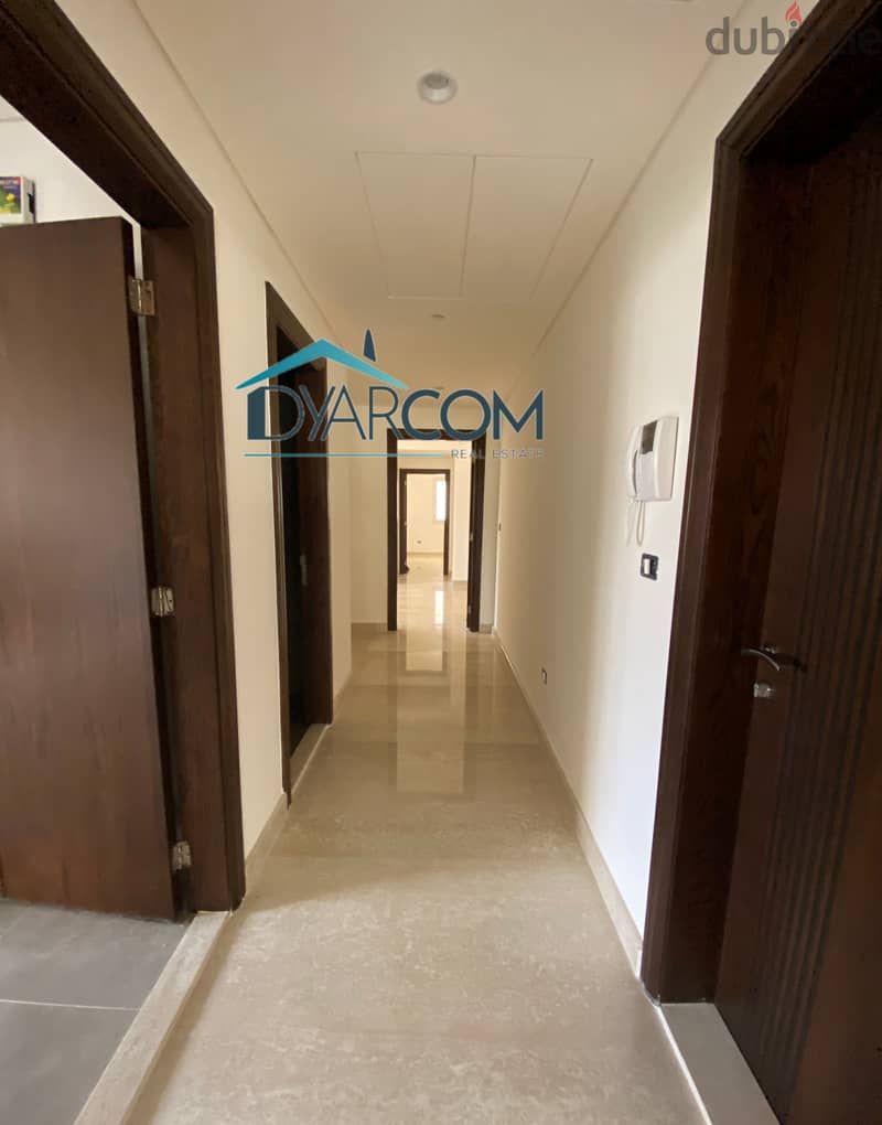 DY1061 - Ramlet el Bayda Luxurious Apartment For Sale! 2