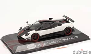 Pagani Zonda Cinque (2009) diecast car model 1;43.