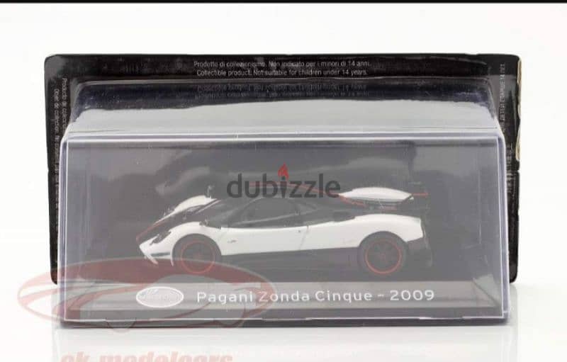 Pagani Zonda Cinque (2009) diecast car model 1;43. 5