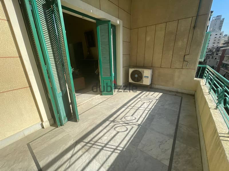 Apartment for Sale in Ras El Nabeh شقة للبيع في راس النبع 4