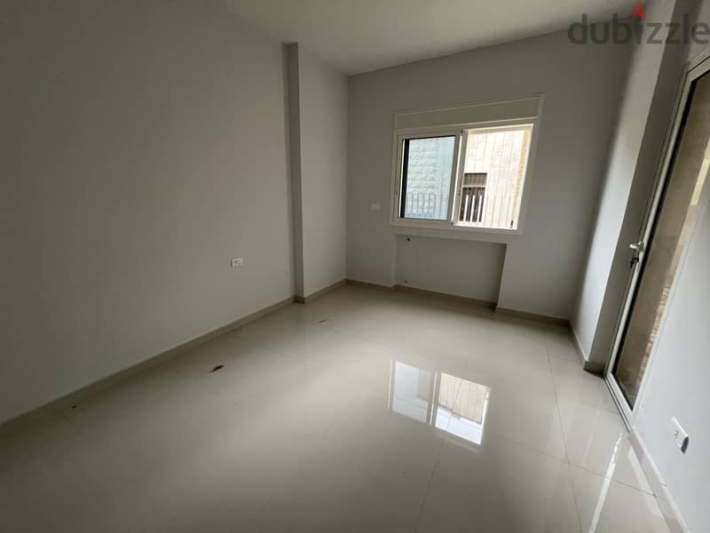 Apartment for sale in Elissar شقة للبيع في أليسار 3