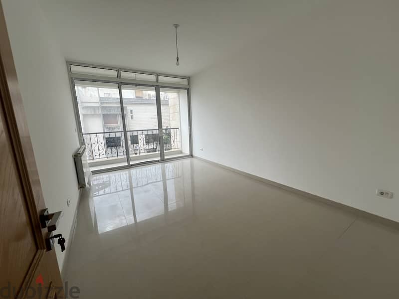 Apartment for sale in Elissar شقة للبيع في أليسار 5
