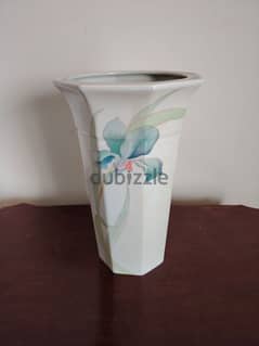 ceramic vase 0