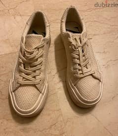 Zara Sneakers size 38 Excellent Condition Barely Worn 0